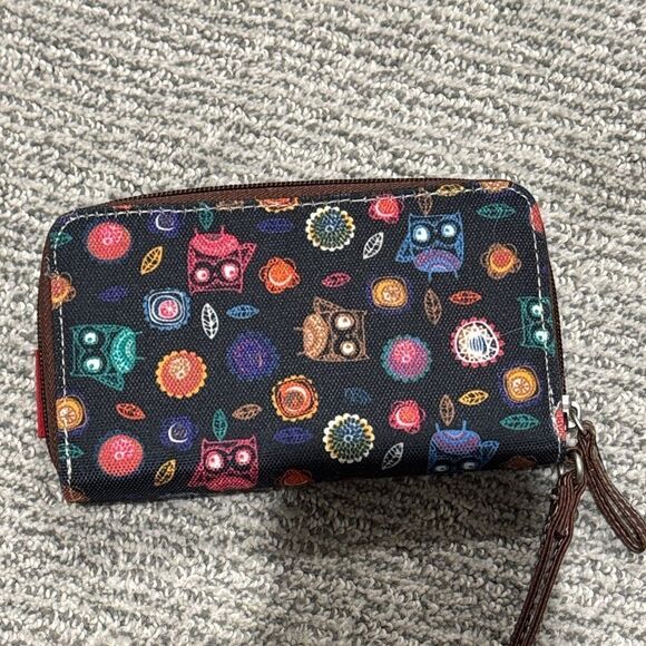 Unionbay and Multicolor Owl Pattern Wallet - Picture 2 of 3